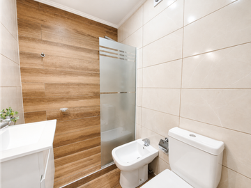 VENTA DEPARTAMENTO 2 AMBI. RECICLADO AL FRENTE EN ZONA ALDREY - GUEMES