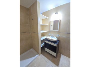 Departamento 3 amb. balcón y esp. para auto - La Pampa y Ayacucho