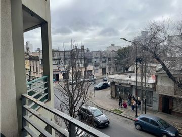 Departamento de un dormitorio en venta en La Plata