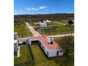 CASA DE DISEÑO 3 DORMITORIOS EN VENTA EN TEJAS 4 MALAGUEÑO A ESTRENAR