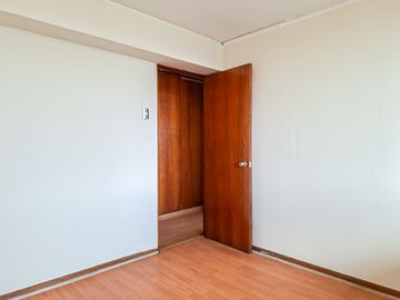 Av. Macul 2251 (1 Est /1 Bod) [3822-6]