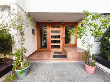 Av. Macul 2251 (1 Est /1 Bod) [3822-6]