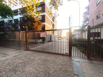 Av. Macul 2251 (1 Est /1 Bod) [3822-6]