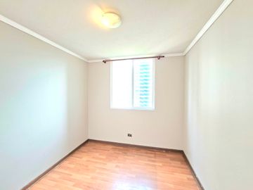 Av. Escuela Agrícola (1 Bod) [426-4]