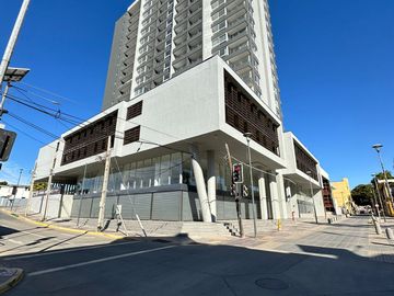 Avenida Varela 875 (1 Est ) [2941-4]