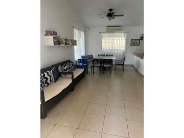 VENTA CASA DE PLAYA EN CORONADO 2,200M2 CERCA DE LA PLAYA