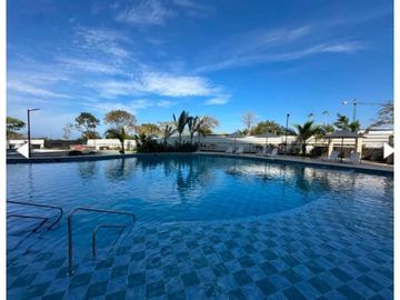 Apartamento frontal de oportunidad  vista al mar playa Decameron 005