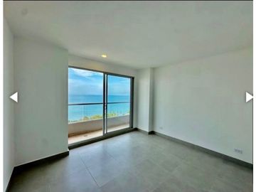 Apartamento frontal de oportunidad  vista al mar playa Decameron 005