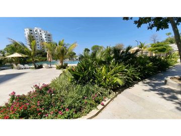 Apartamento frontal de oportunidad  vista al mar playa Decameron 005