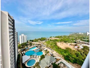 Apartamento frontal de oportunidad  vista al mar playa Decameron 005
