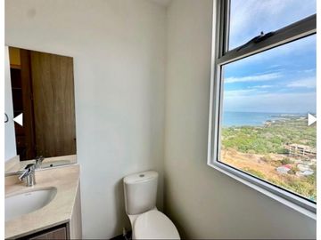 Apartamento frontal de oportunidad  vista al mar playa Decameron 005