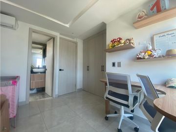 Se vende apartamento 101 m2, en Sierra Verde.