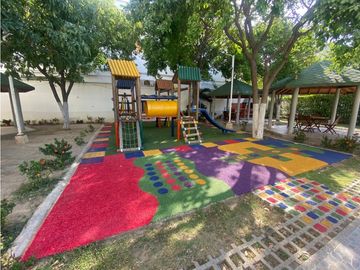 Se vende apartamento 101 m2, en Sierra Verde.