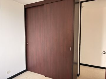 APARTAMENTO EN ARRIENDO LOMA DEL INDIO