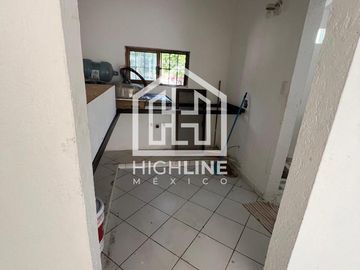 CASA EN VENTA, 3 HABITACIONES, AVENIDA DEL SOL, ALBERCA COMPARTIDA Y ASADORES