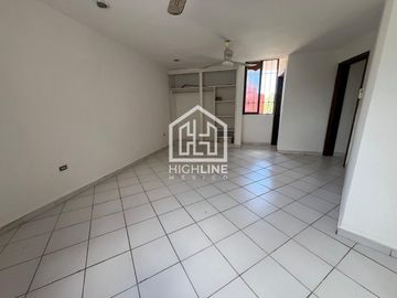 CASA EN VENTA, 3 HABITACIONES, AVENIDA DEL SOL, ALBERCA COMPARTIDA Y ASADORES