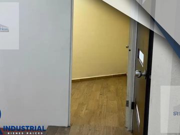 BODEGA COMERCIAL EN RENTA EN GUADALUPE