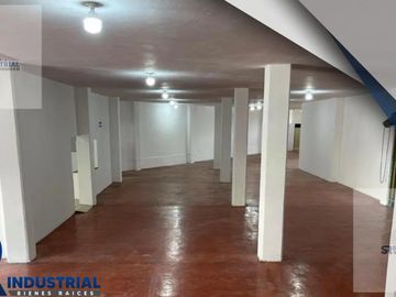 BODEGA COMERCIAL EN RENTA EN GUADALUPE