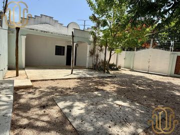 Casa uso de suelo Mixto