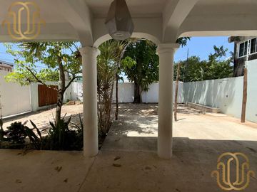 Casa uso de suelo Mixto