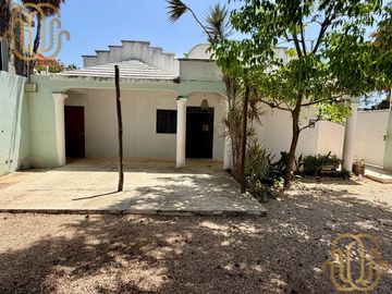 Casa uso de suelo Mixto