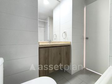VENTA IMPECABLE DEPARTAMENTO AL LADO DE ESTACIÓN DE METRO