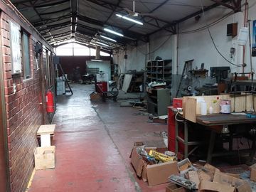VENTA DE LOCAL PRÓXIMO A SANTIAGO CENTRO