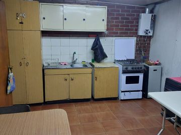 VENTA DE LOCAL PRÓXIMO A SANTIAGO CENTRO