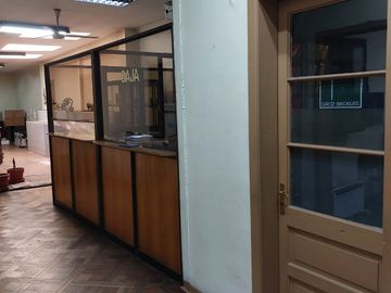 VENTA DE LOCAL PRÓXIMO A SANTIAGO CENTRO