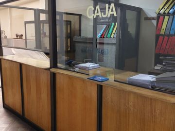 VENTA DE LOCAL PRÓXIMO A SANTIAGO CENTRO