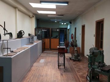 VENTA DE LOCAL PRÓXIMO A SANTIAGO CENTRO
