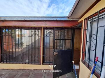 ARRIENDO CASA 3HAB 2BA ESTACIONAMIENTO, BELLOTO, QUILPUÉ