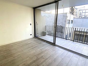 STUDIO CON ESTACIONAMIENTO  -1
