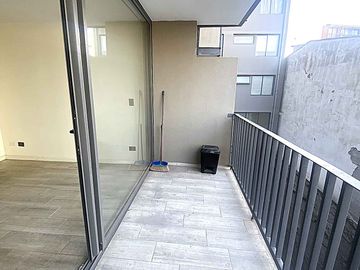 STUDIO CON ESTACIONAMIENTO  -1
