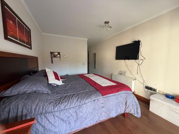 VENTA COMODA CASA EN SECTOR LOS MADEROS