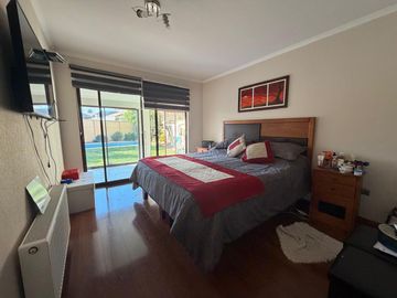VENTA COMODA CASA EN SECTOR LOS MADEROS