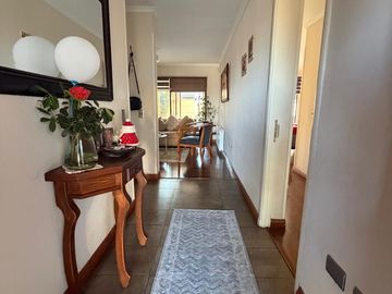 VENTA COMODA CASA EN SECTOR LOS MADEROS
