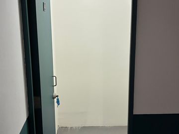2 DOR Y 2 BAÑOS ESTACIONAMIENTO Y BODEGA SEMI AMOBLADO