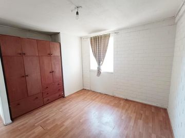 VENDO CASA DE UN PISO 2 HABITACIONES  UN BAÑO LINDO PATIO