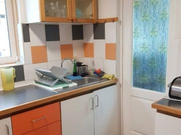 SE ARRIENDA CASA CON AMPLIOS ESPACIOS EN VALLE VOLCANES