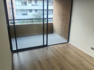 LINDO DEPARTAMENTO UBICADO EN LA CALLE DE CARLOS ANTÚNEZ