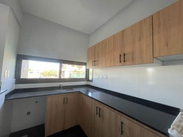 Casa en Venta - Bº Privado La Quebrada - Luján