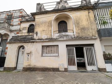 CASA EN VENTA ROSARIO 4 DORMITORIOS EN ZONA SUR