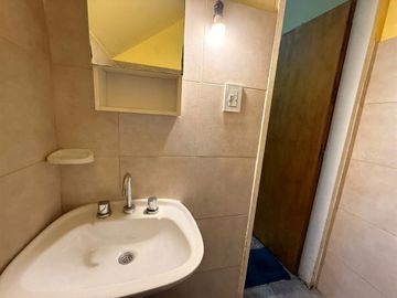 VENTA MONOAMBIENTE DIVISIBLE SIN EXPENSAS CASEROS