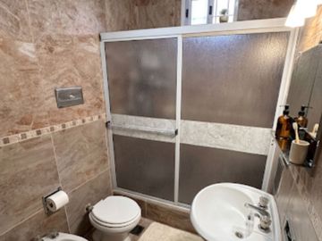 VENTA CASA 3 DORMITORIOS COCHERA B. ARROYITO
