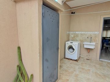 VENTA DUPLEX EEUU 1000 4 AMB COCHERA FLORIDA OESTE