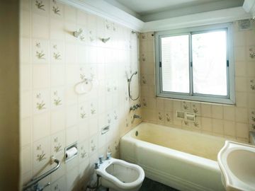 VENTA DEPTO 5 AMBIENTES EN BELGRANO CON COCHERA