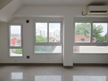 ALQUILA DEP 2 AMB EN FLORES A ESTRENAR