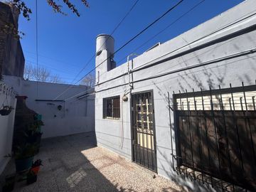 VENTA PH TIPO CASA 3 AMB LOMAS DE ZAMORA PATIO