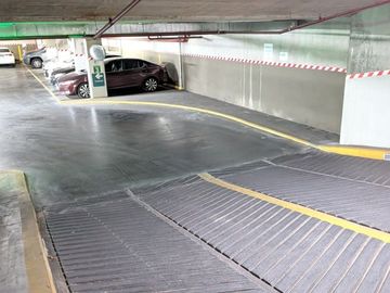 COCHERA CUBIERT GRAND VIEW APTO MOVILIDAD REDUCIDA